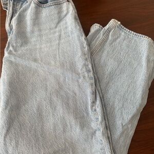 Abercrombie & Fitch Curve Love High Rise Loose Jean